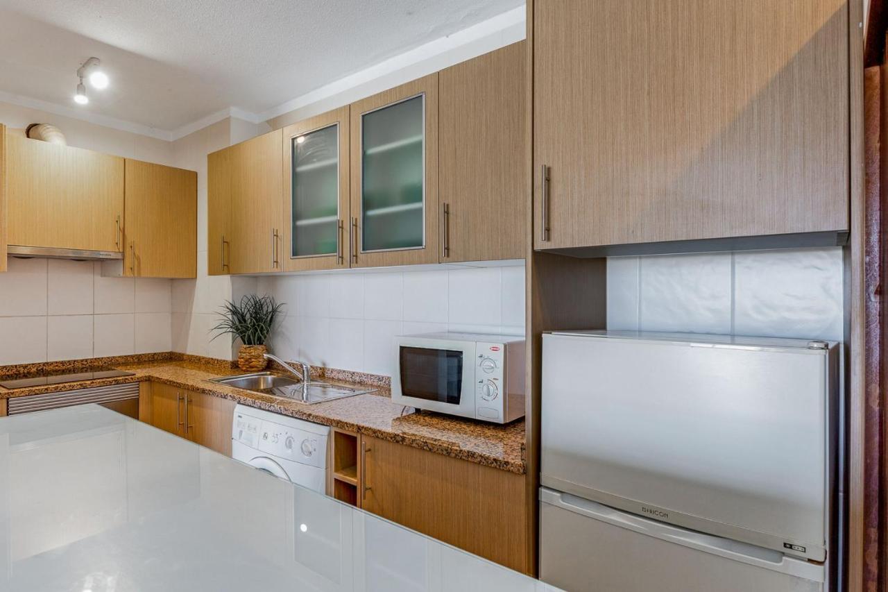 Bright 1Bdr Apartment W/Balcony & Pool By Lovelystay 실베스 외부 사진